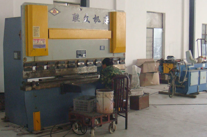 ���a����